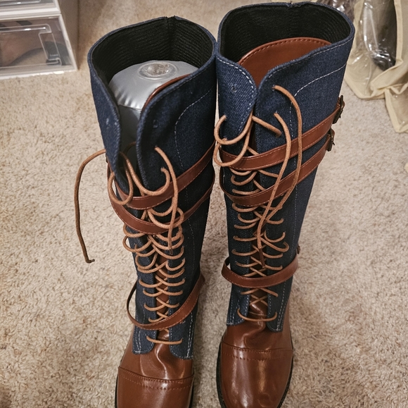 Boots - Picture 1 of 8
